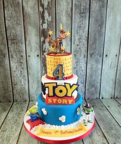 toy story cake ,woodie buzzlight year , dublin ireland