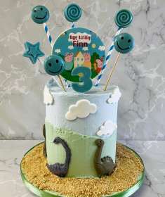 dinasaur-and-peppa-pig-birthday-cake-