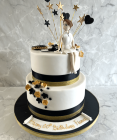gold-and-black-Tennis-birthday-cake-