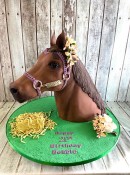 horses-head-birthday-cake