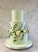 pale-green-buttercream-wedding-cake-