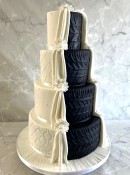 split-wedding-cake-with-car-tyres