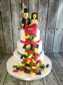 tumbling-lego-blocks-wedding-cake