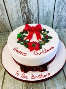 Holly-Wreath-2-Christmas-cake-