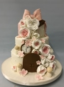 Alice in wonderland wedding cake