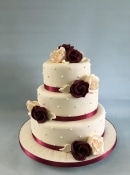 Roses and pear wedding cake