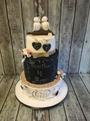 black board and tree wedding cake