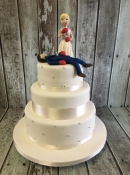 boxing couple wedding cake 2