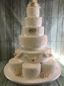 extra large vintage wedding cake
