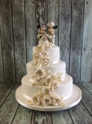 micky and mini cascading roses wedding cake