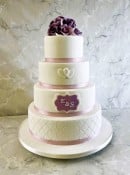 shades-of-purple-wedding-cake-