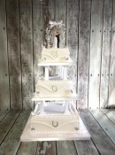 square royal icing wedding cake