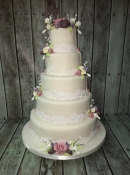 vintage flower wedding cake