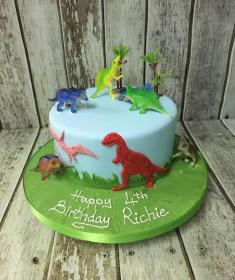 dinasaur birthday cake