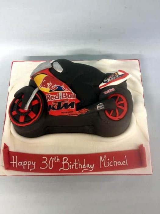 motor bike birthday cake