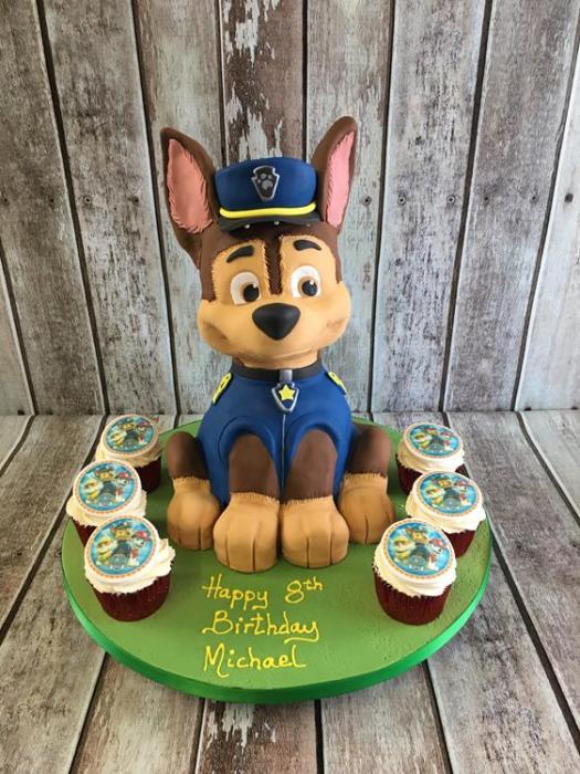paw patrol 3D chase and cup cakes