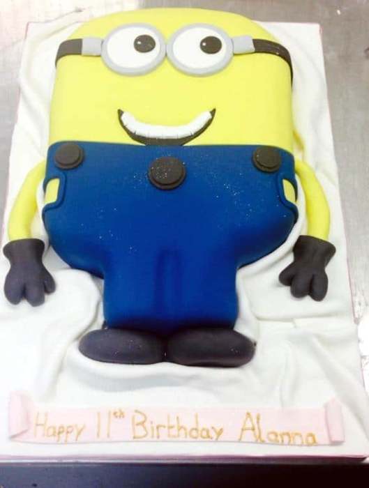 Minion 2D birthday cake