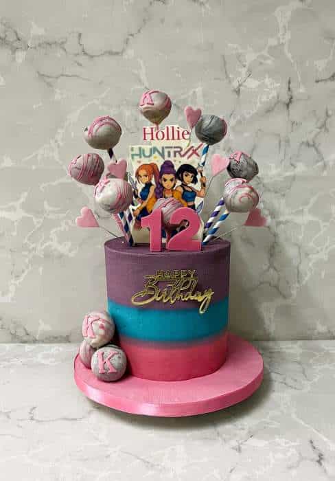 K-pop birthday cake