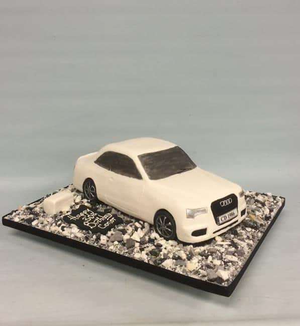 Car cakes