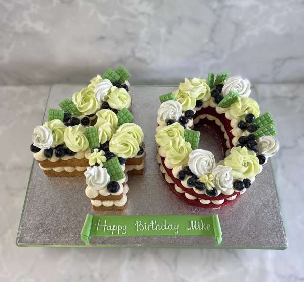 Number cake in the shape of 40