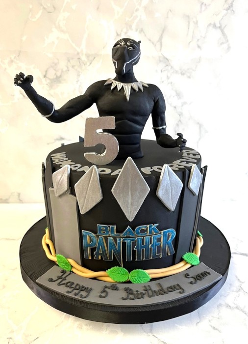 black-Panther-birthday-cake-