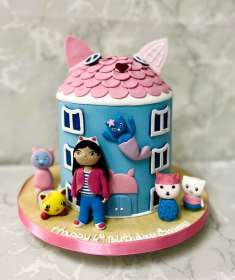 dollhouse-birthday-cake-