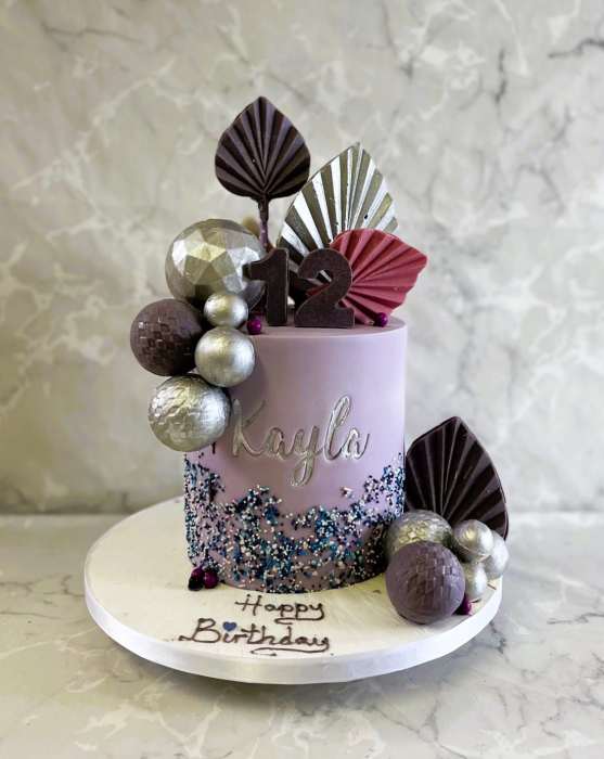 tall-disco-ball-taylor-swift-inspired-birthday-cake