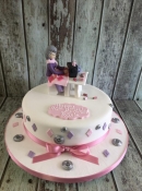 lady with sewing machine birthday cake