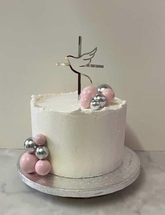 Confirmation-cake-with-Dove-