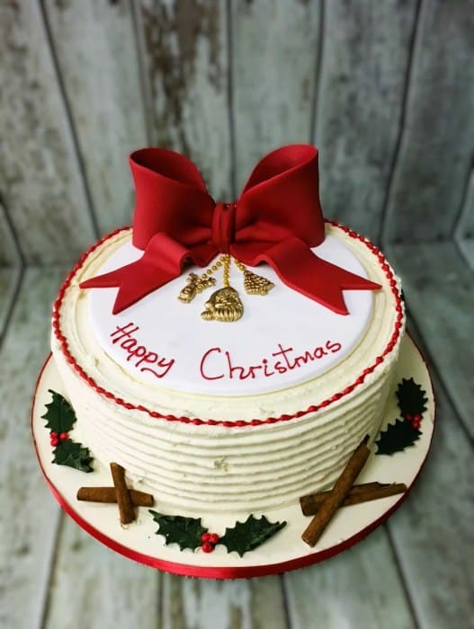 Christmas cake  buttercreams