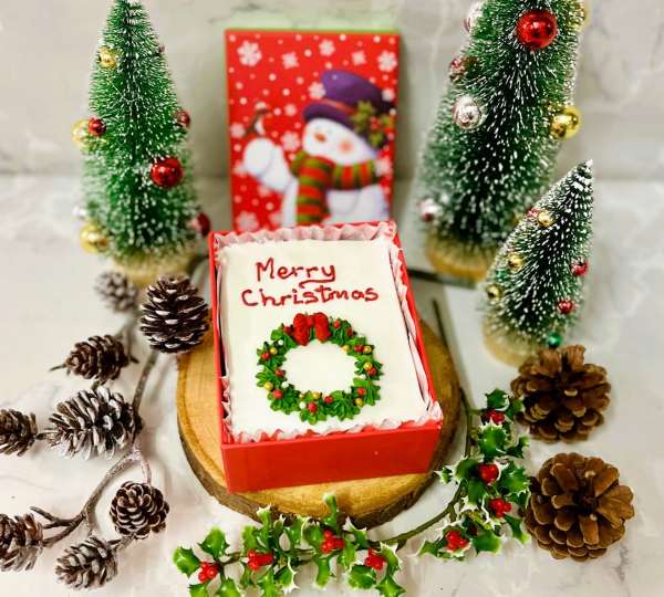 Mini traditional fruit cake  6x4" in presentation box