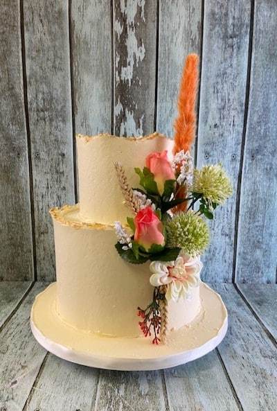 barrelled-buttercream-and-silk-wild-flowers-