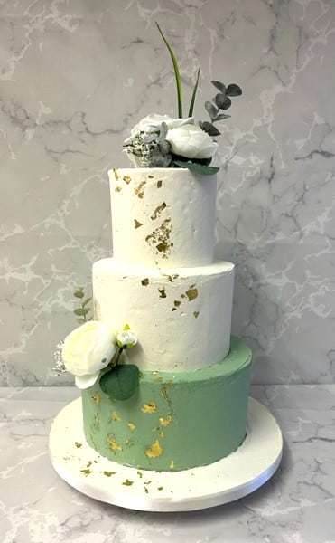 sagegreen-buttercream-and-silk-flowers-