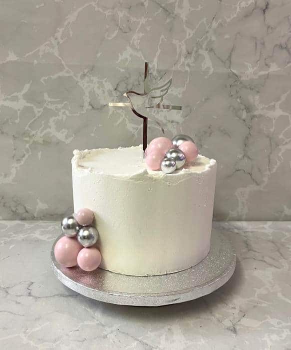 Confirmatiom-cake-Modern-design-