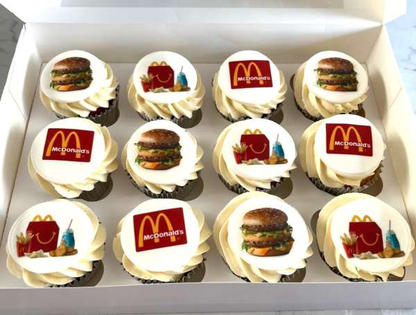 mc-donals-corporate-cup-cakes
