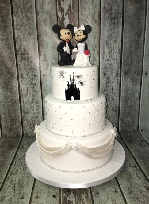 Mickey and Minnie Wedding cake
