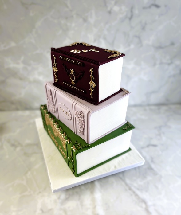 Book wedding cake