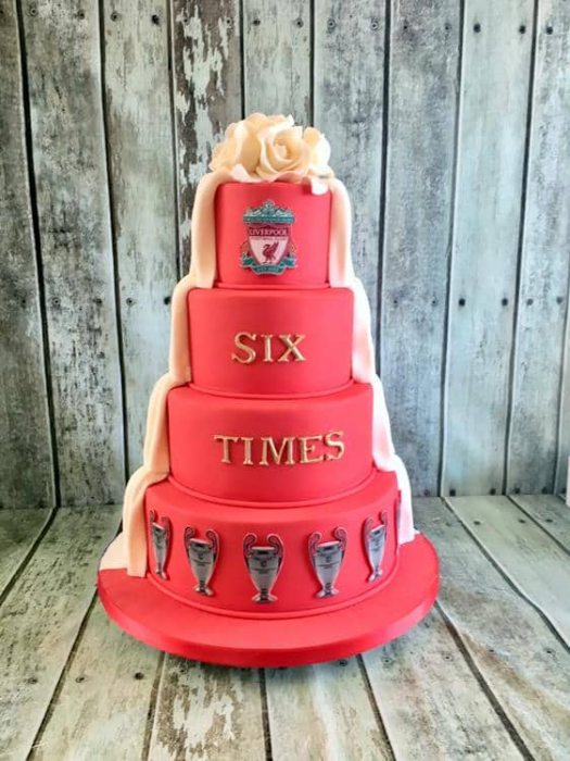 Liverpool football wedding cake