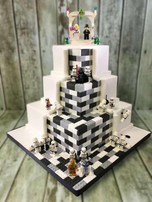 Lego star Wars wedding cake
