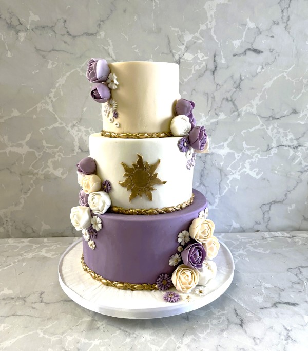 Tangled wedding cake