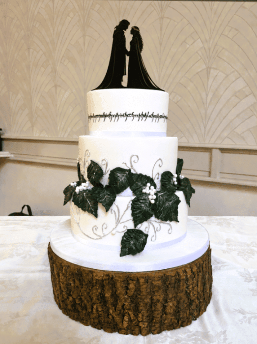 Lord-Of-The-Rings-Wedding-Cake-