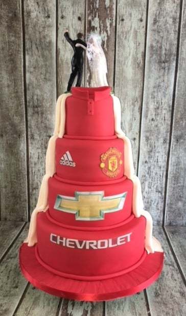 Manchester -united-wedding-cake-5-tiers-