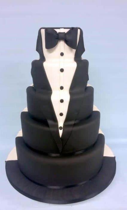 Tuxedo-wedding-cake