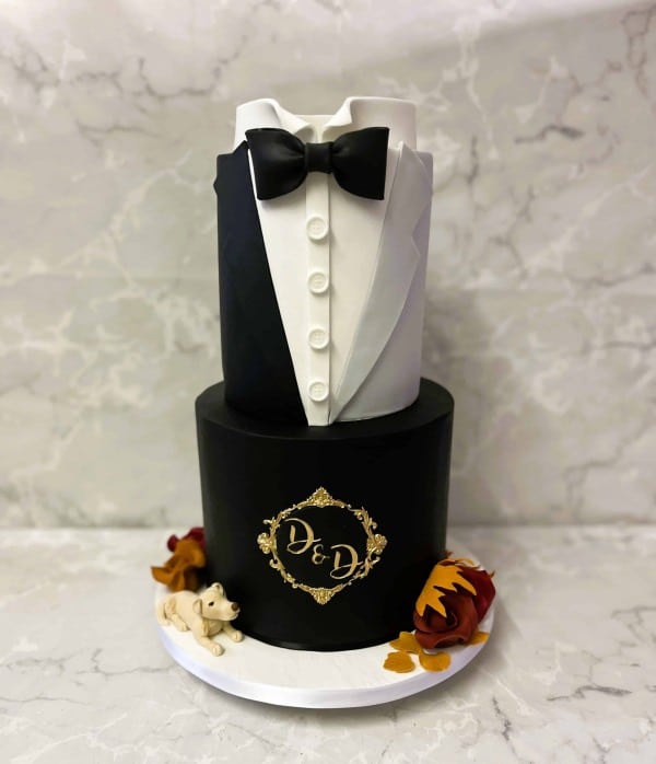 Tuxedo-wedding-cake-with-dog
