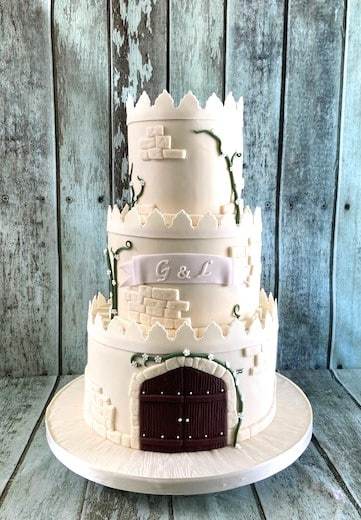 castle-wedding-cake-