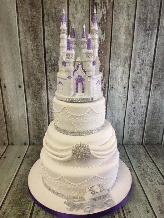 castle-wedding-cake-2