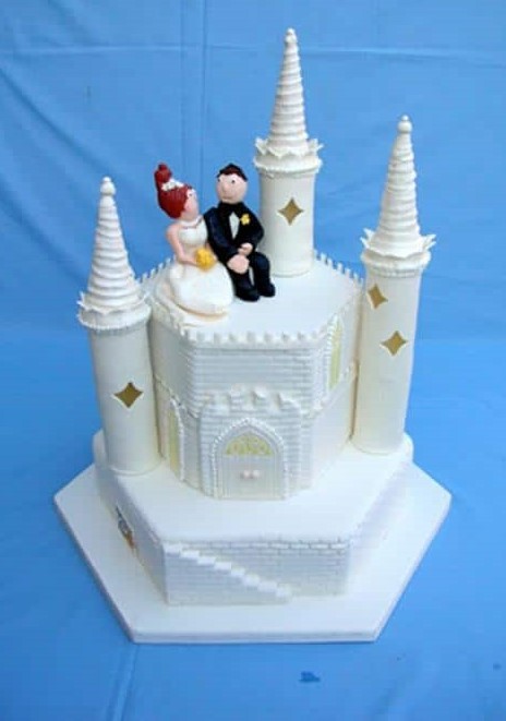 castle wedding cake