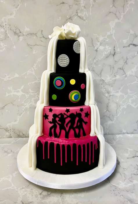 split-wedding-cake-disco-and-football