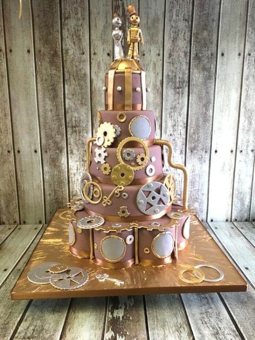 steam-punk-wedding-cake