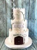 castle-wedding-cake-